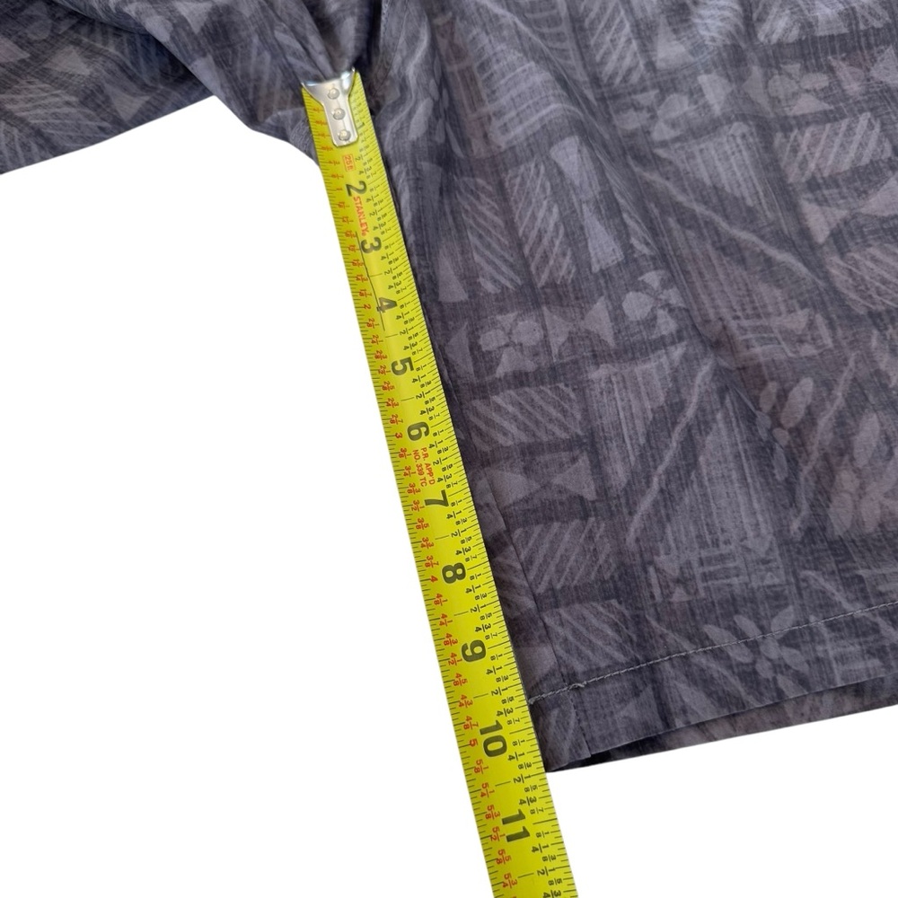 Crazy Shirts Expedition Hybrid Shorts Men 40 x 11” Gray Geometric Hawaiian Cargo - Picture 12 of 13